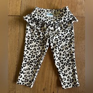 5/$15* Leopard print Garanimals adorable ruffle waist leggings- 18m